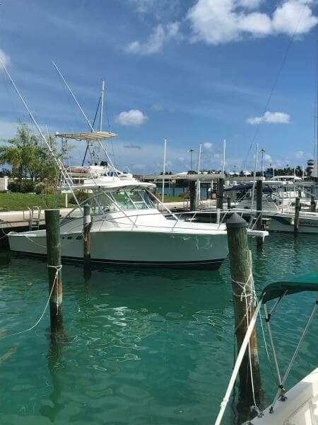 2002 Luhrs 32 Open