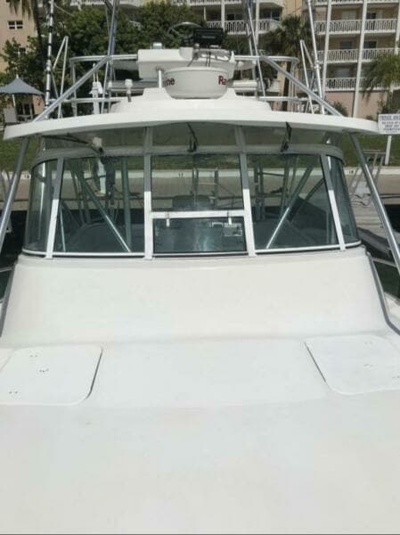2002 Luhrs 32 Open