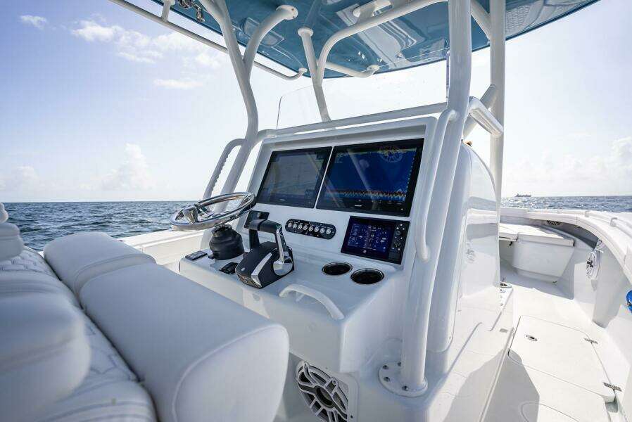 2025 Yellowfin 34 Offshore