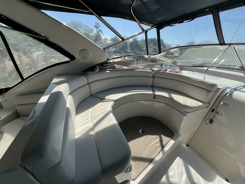 2000 Regal 4160 Commodore