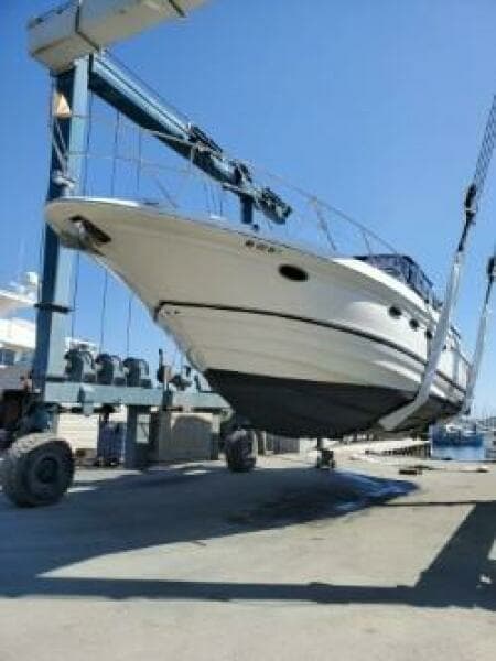 2000 Regal 4160 Commodore