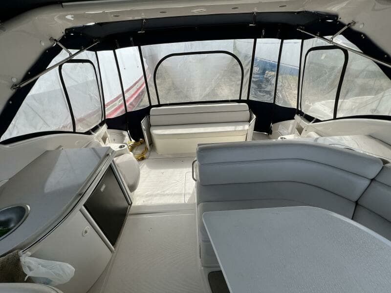 2000 Regal 4160 Commodore