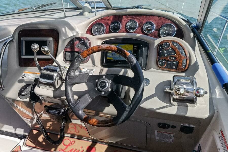 2006 Sea Ray 320 Sundancer