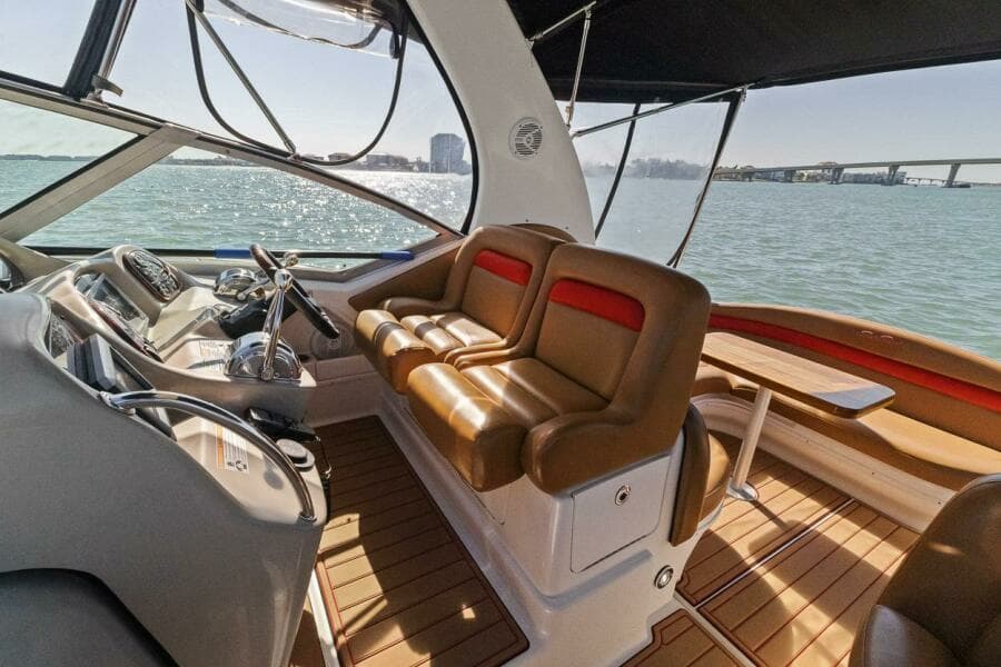 2006 Sea Ray 320 Sundancer