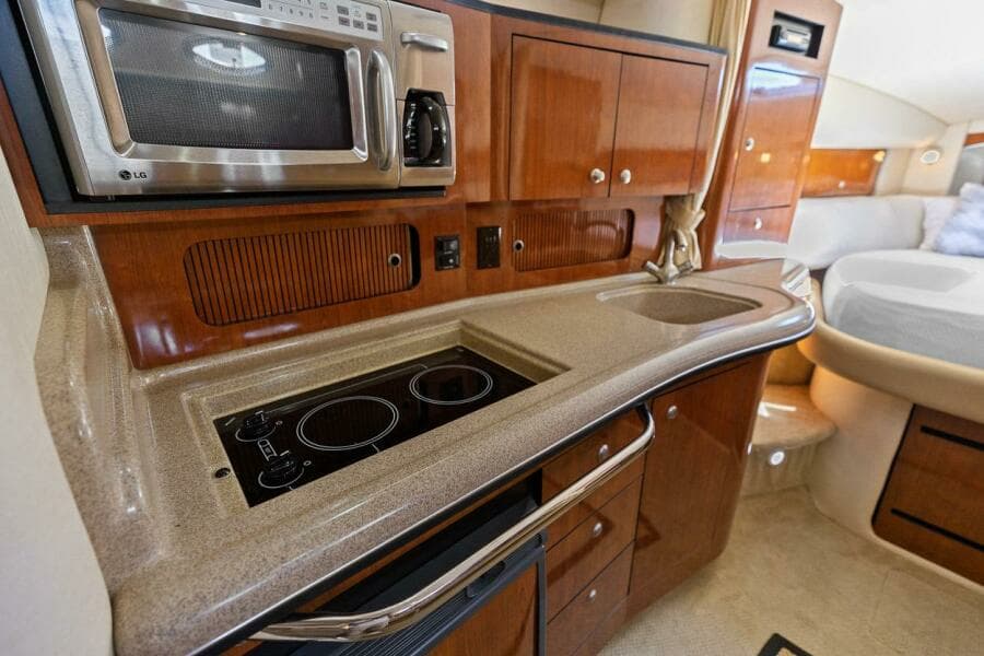 2006 Sea Ray 320 Sundancer