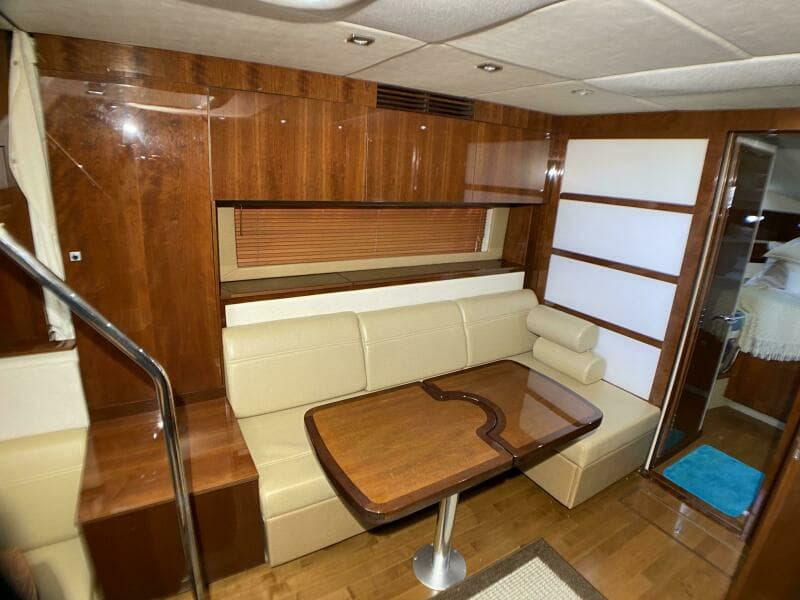 2010 Sea Ray 45 Sundancer