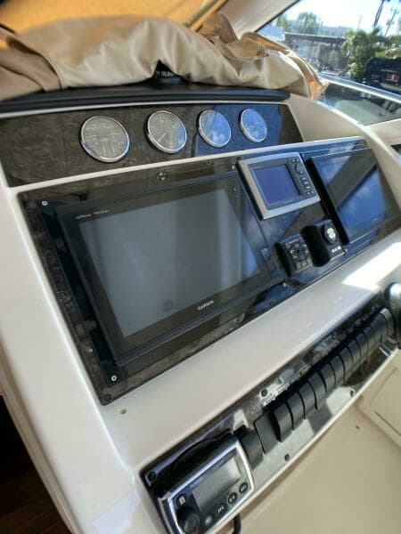 2010 Sea Ray 45 Sundancer