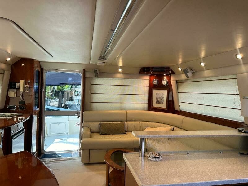 2009 Riviera 47 Enclosed Flybridge Series II