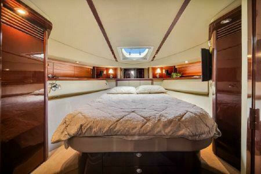 2007 Sea Ray 520 Sedan Bridge