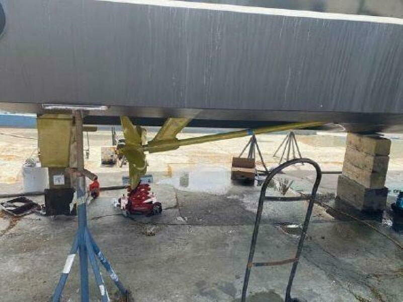 2007 Sea Ray 520 Sedan Bridge