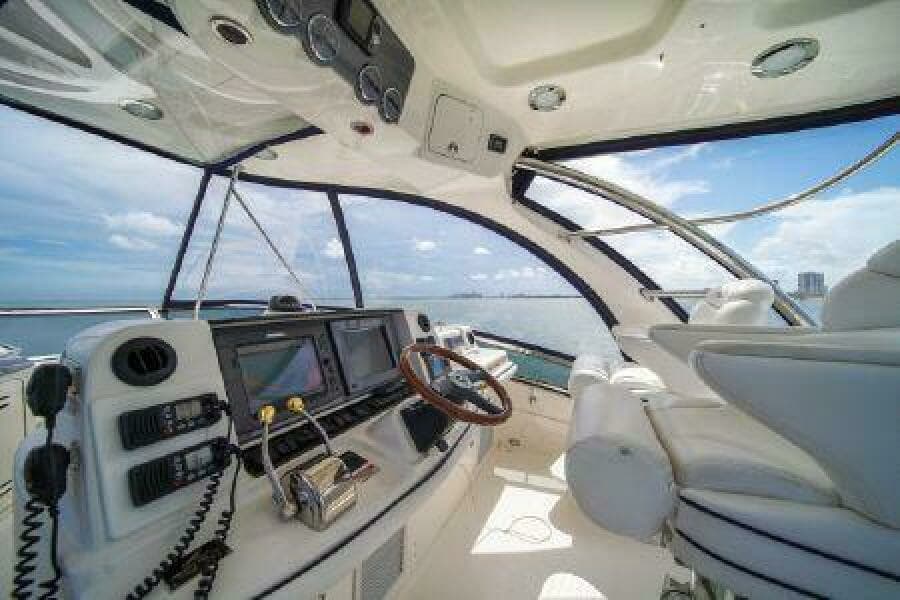 2007 Sea Ray 520 Sedan Bridge