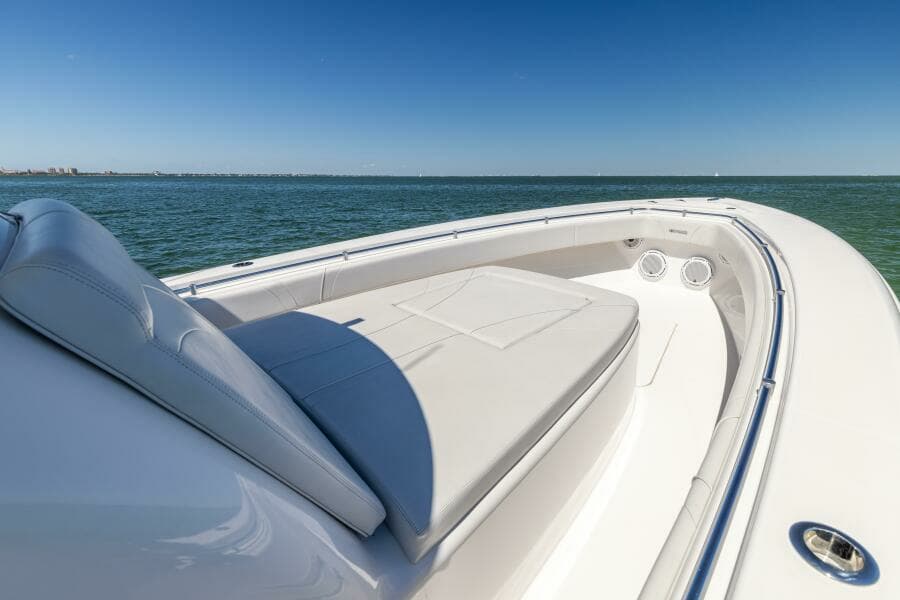 2021 Contender 39 FA