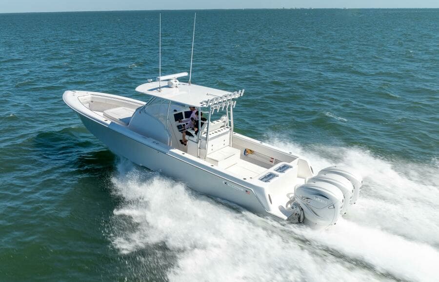 2021 Contender 39 FA