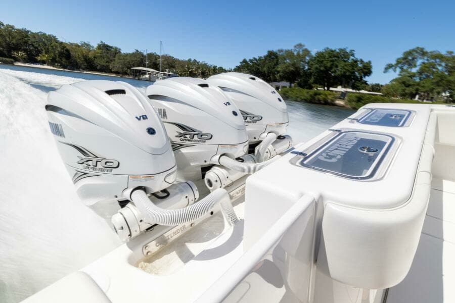 2021 Contender 39 FA