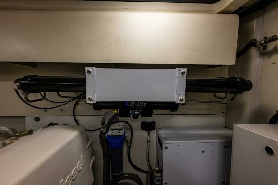 2002 Viking Princess 72 Princess Yacht