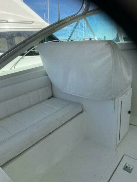 2000 Cabo 35 Express