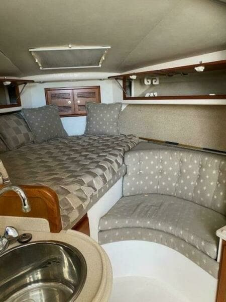 2000 Cabo 35 Express