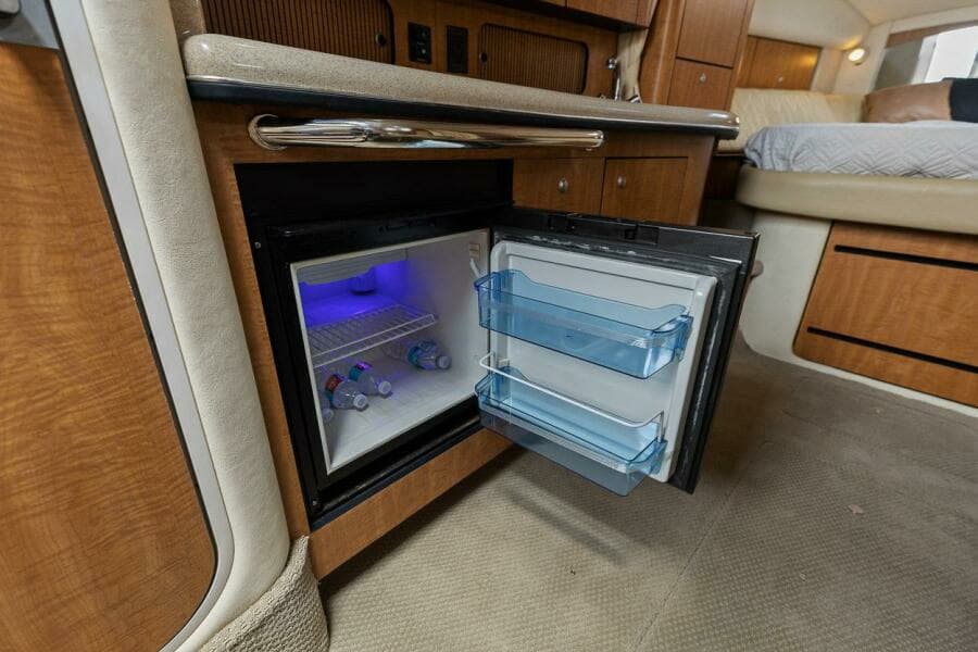 2006 Sea Ray 320 Sundancer