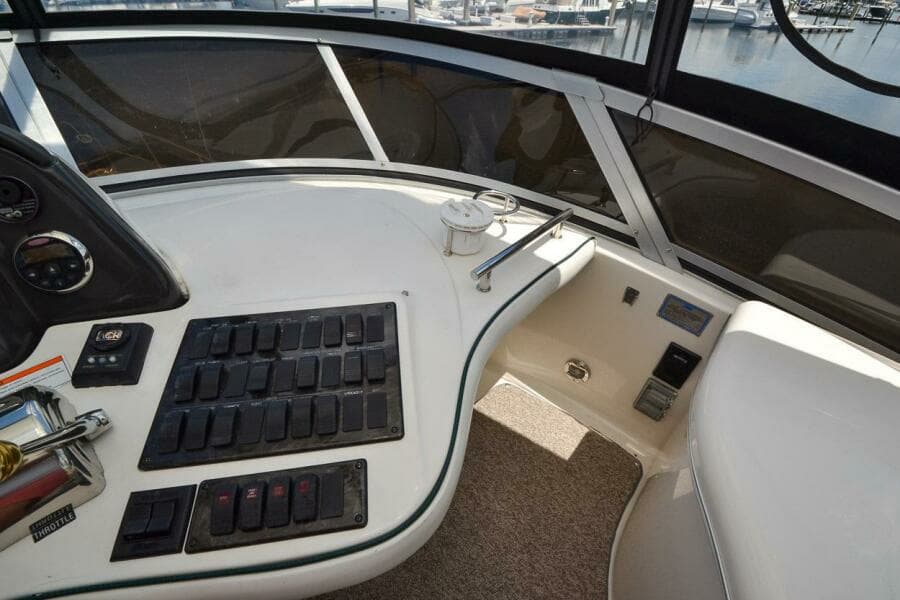 2007 Sea Ray 44 Sedan Bridge