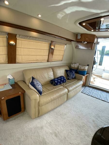 2006 Carver 56 Voyager