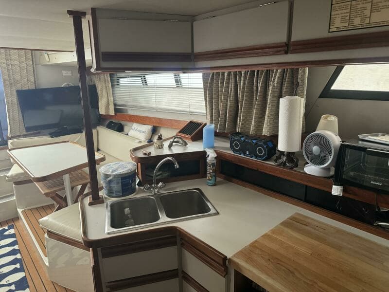 1990 Carver Mariner 3297