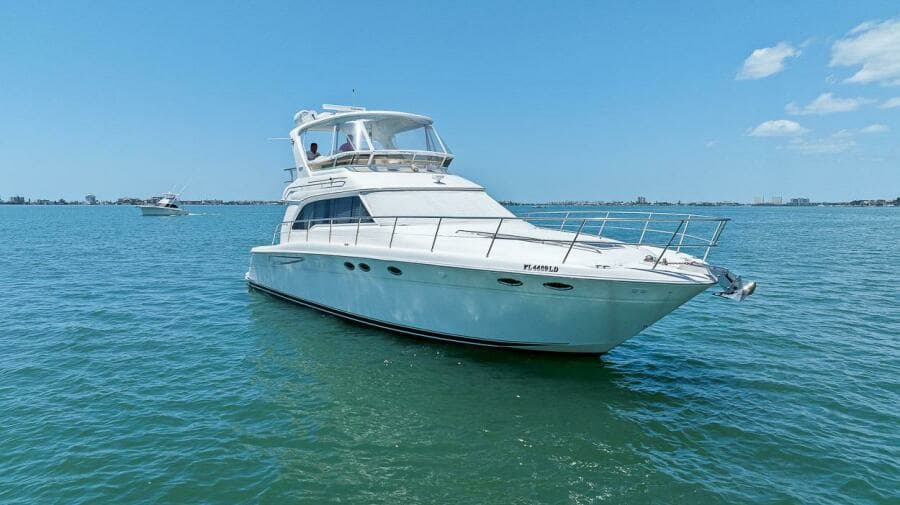 2000 Sea Ray 480 Sedan Bridge