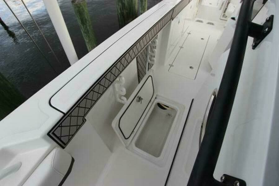 2020 Wellcraft 302 Fisherman