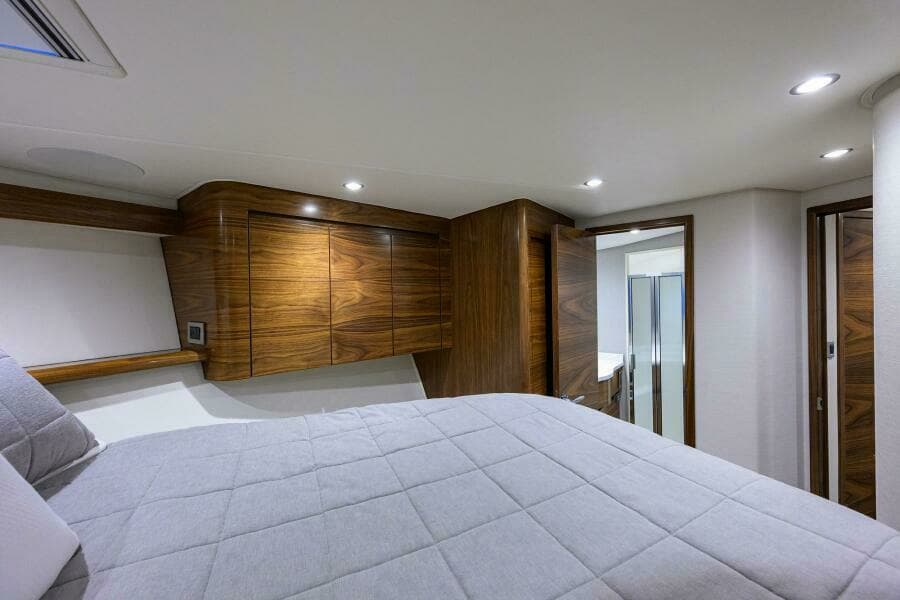 Viking 54 - TROUBLE FREE - Forward Stateroom