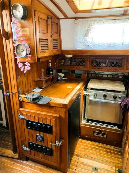 1979 Litton Perry 41