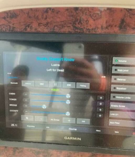 2001 Sea Ray 400 Sedan Bridge