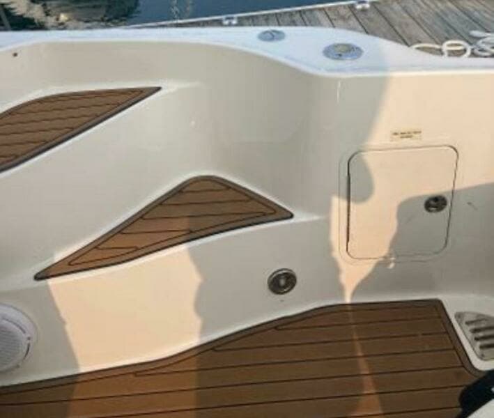 2001 Sea Ray 400 Sedan Bridge