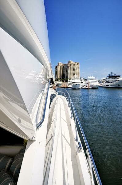 2017 Sunseeker 68 Sport Yacht