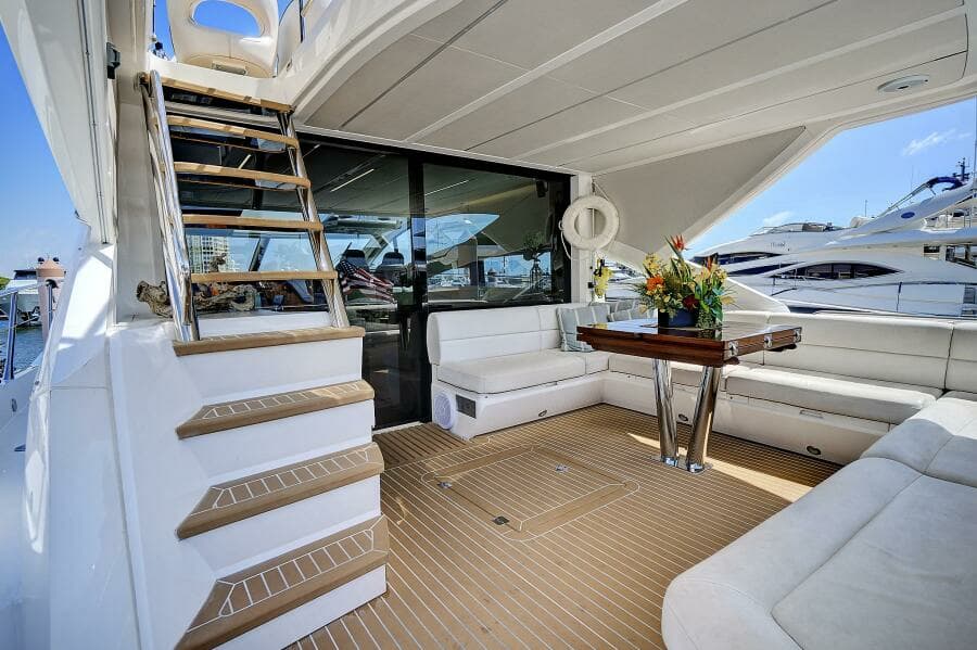 2017 Sunseeker 68 Sport Yacht
