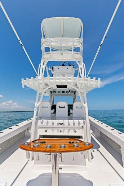 2023 Barker Boatworks 40 HPC Cockpit