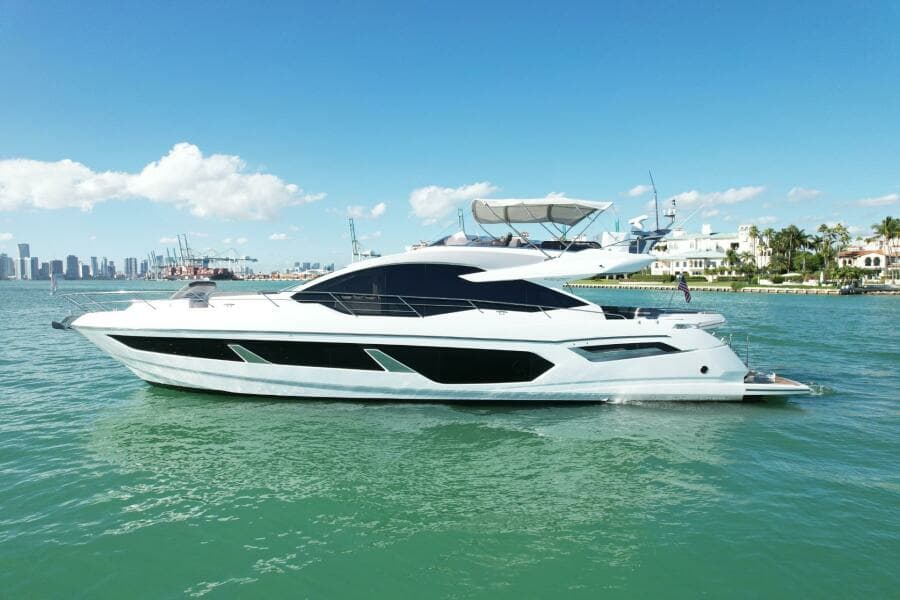 2023 Sunseeker Sport Yacht