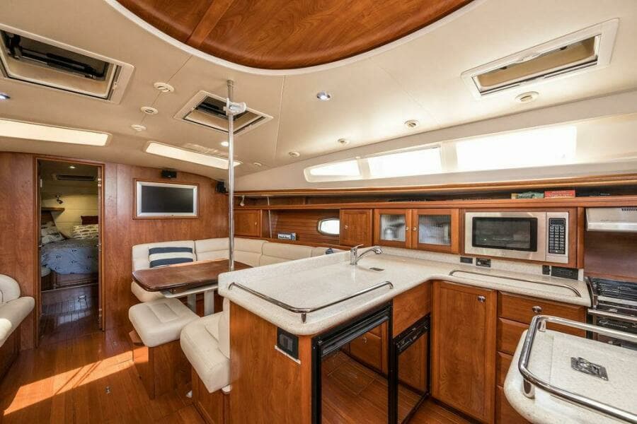 2010 Hunter 50 AC