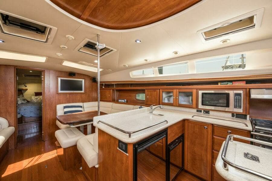2010 Hunter 50 AC