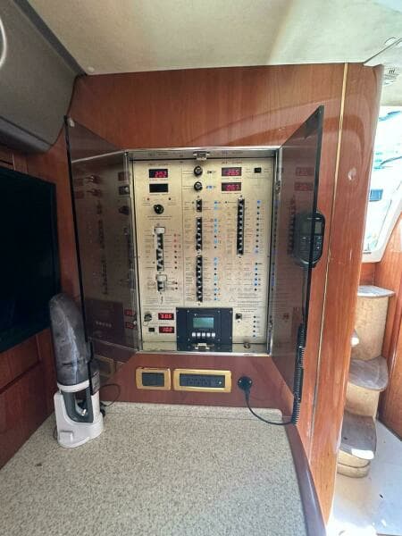 2007 Cranchi Mediterranee 50 HT