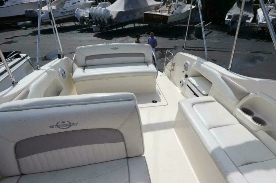 2006 Stingray 240 CS