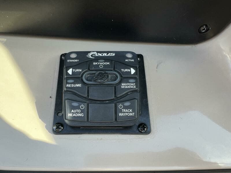 2012 Sea Ray 300 SLX