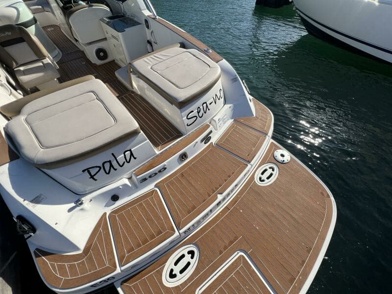 2012 Sea Ray 300 SLX
