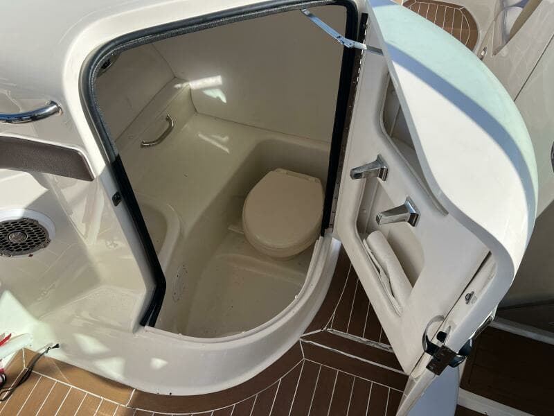 2012 Sea Ray 300 SLX