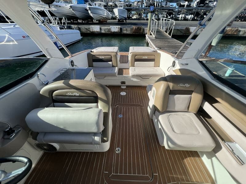 2012 Sea Ray 300 SLX