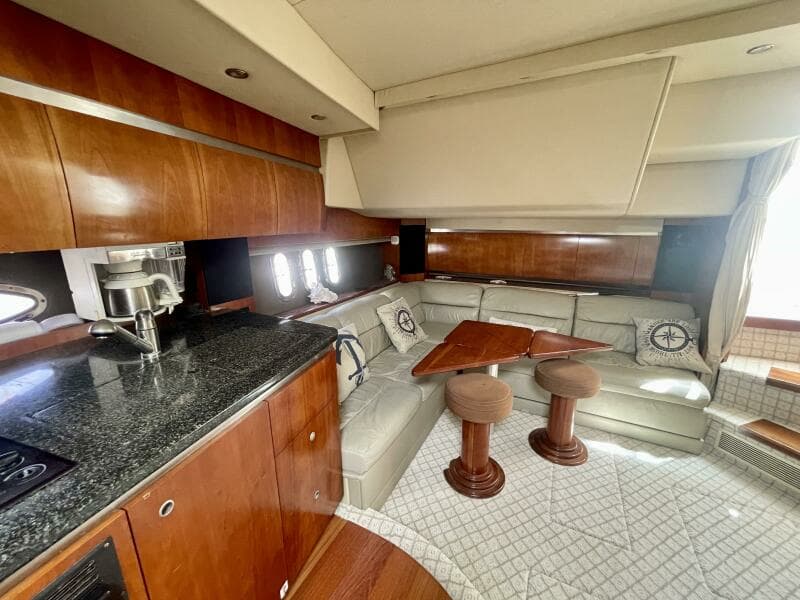 2006 Cruisers Yachts 420 Express