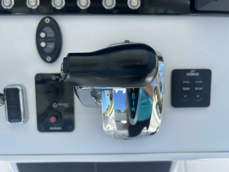 2019 Blue Wave 2800 Pure Hybrid