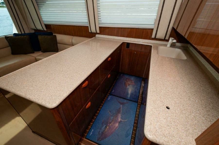 2006 45 Viking Convertible Galley (1)