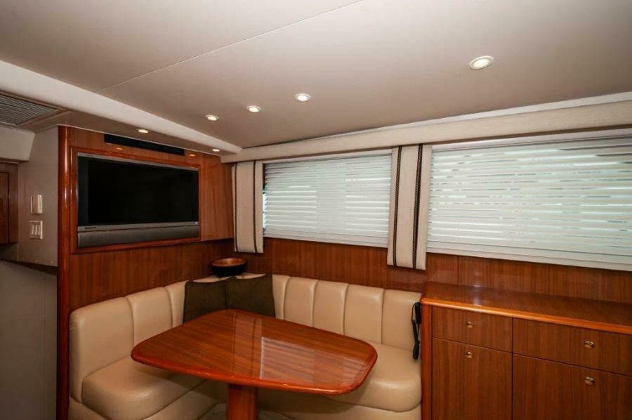 2006 45 Viking Convertible Dinette (1)