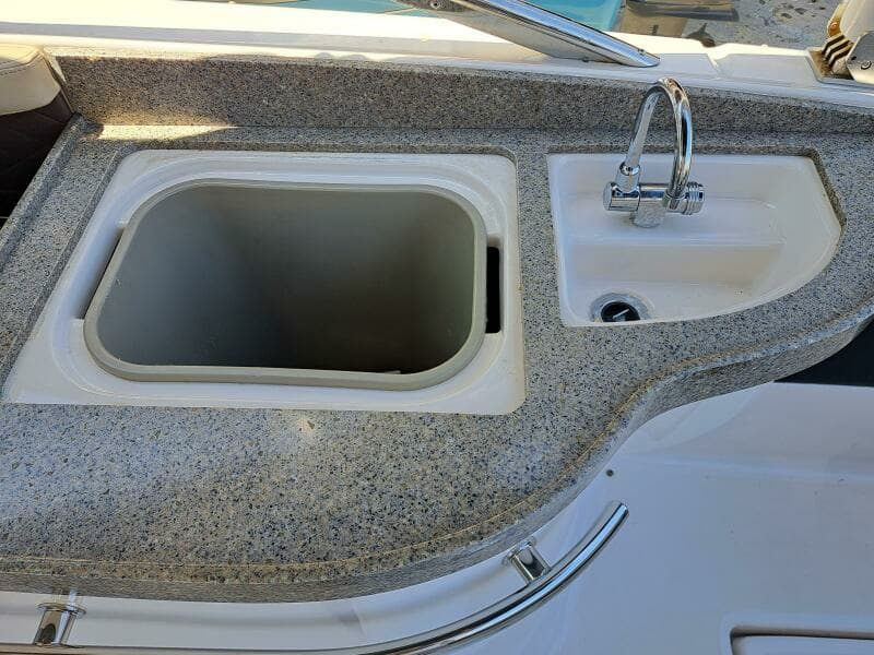 2014 Regal 2700 Bowrider