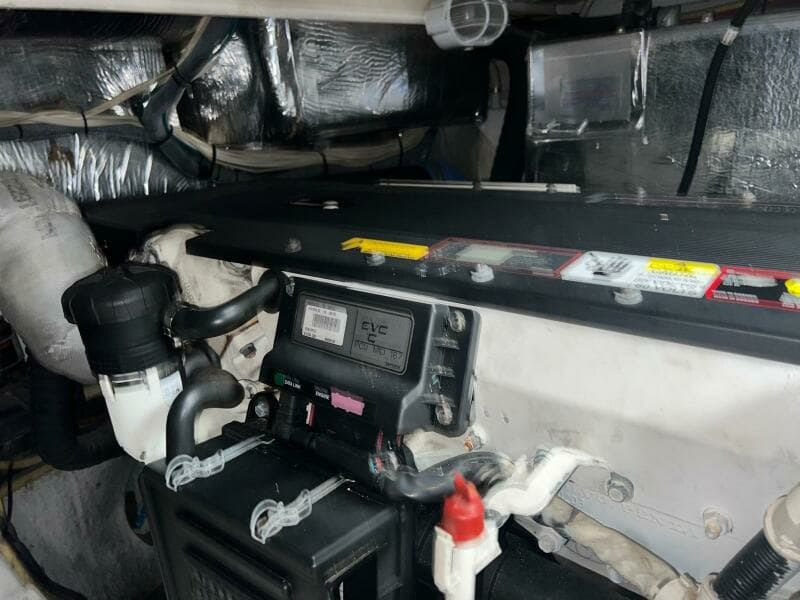 2011 Cruisers Yachts 415 MY