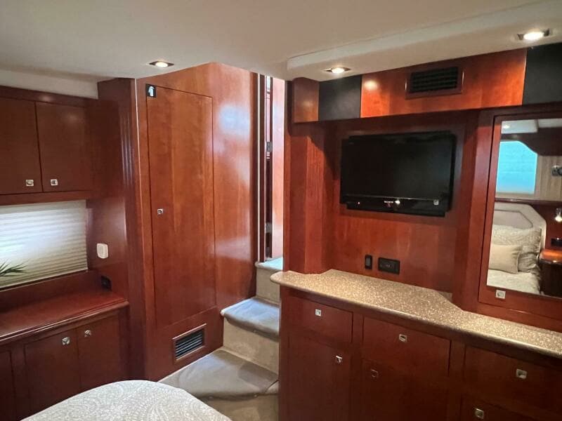 2011 Cruisers Yachts 415 MY